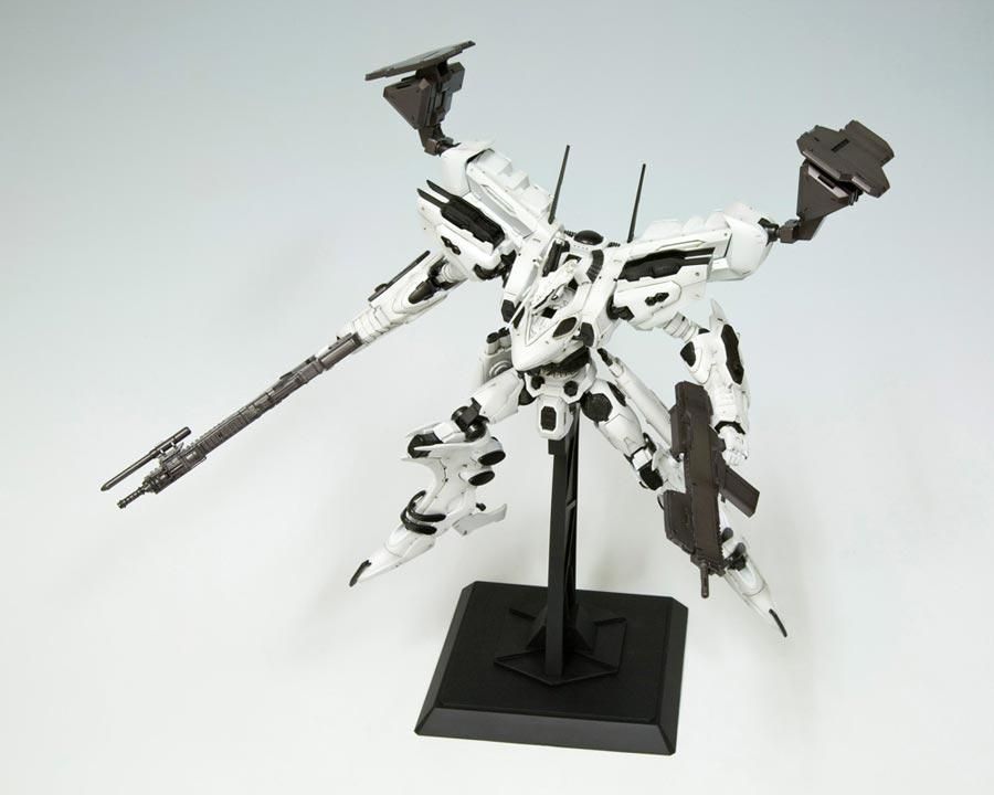 1/72 ラインアーク WHITE-GLINT ホワイトグリント アーマード・コア