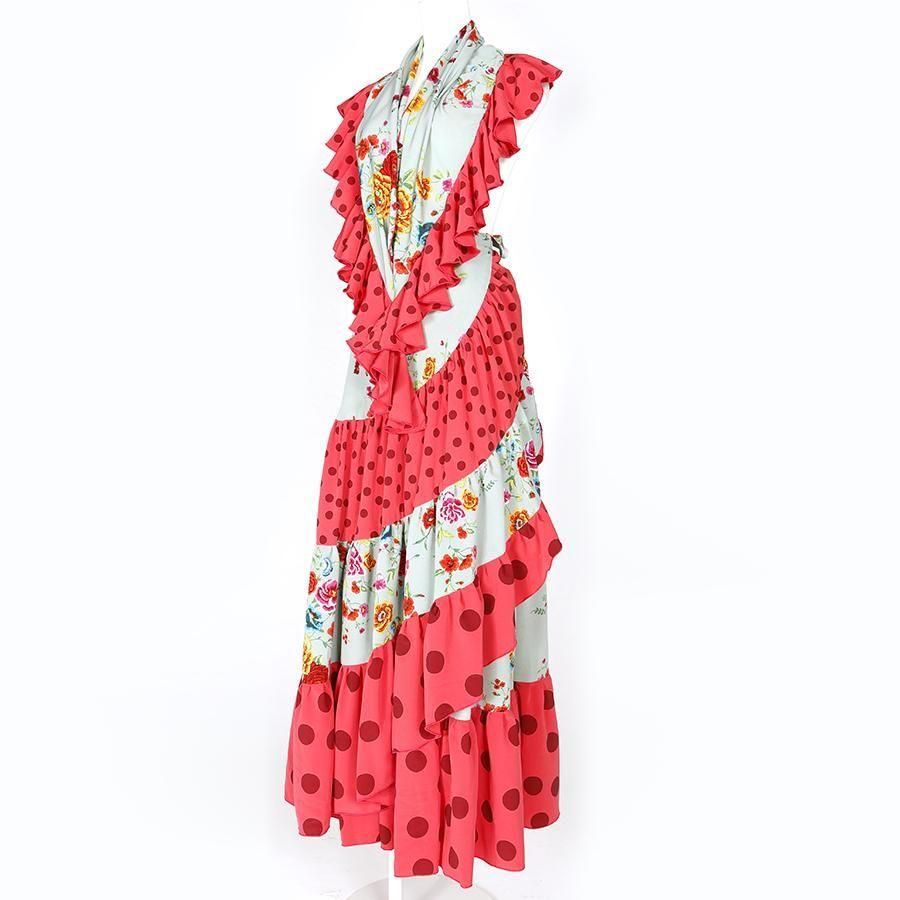 フラメンコのファルダはMariQuitaで。