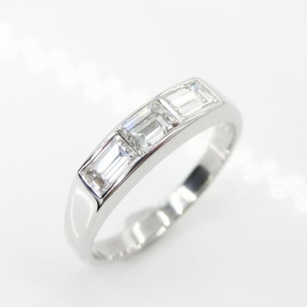 バゲットカットダイヤモンドリング D 0.69ct Pt900