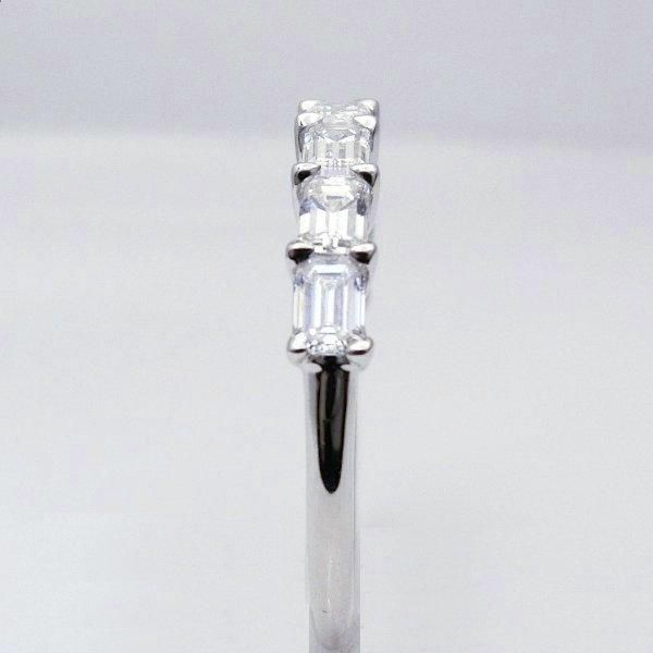エメラルドカットダイヤモンド ハーフエタニティリング D 1.06ct