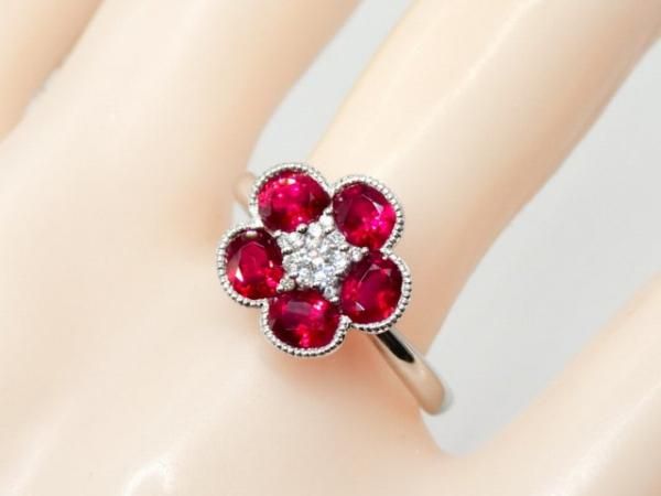 ルビー ダイヤモンド フラワーモチーフリング R 1.61ct D 0.10ct K18WG