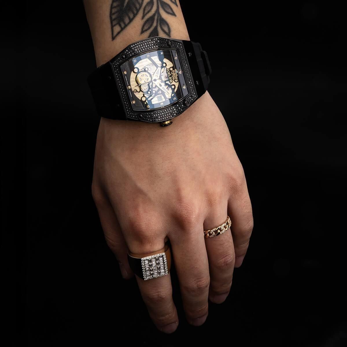 ICE LINK - AVALANCHE OFFICIAL STORE