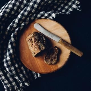 わざわざオリジナル 後藤睦 カッティングボード 小 - MANY | サンプル