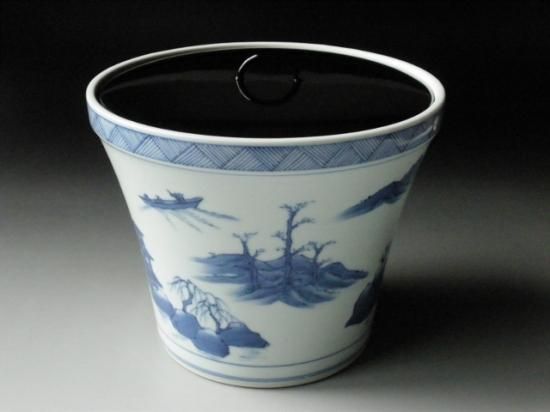 染付 山水絵末広水指 (共箱)三代 紫翠窯 西村徳泉 - 茶道具販売 栗林園