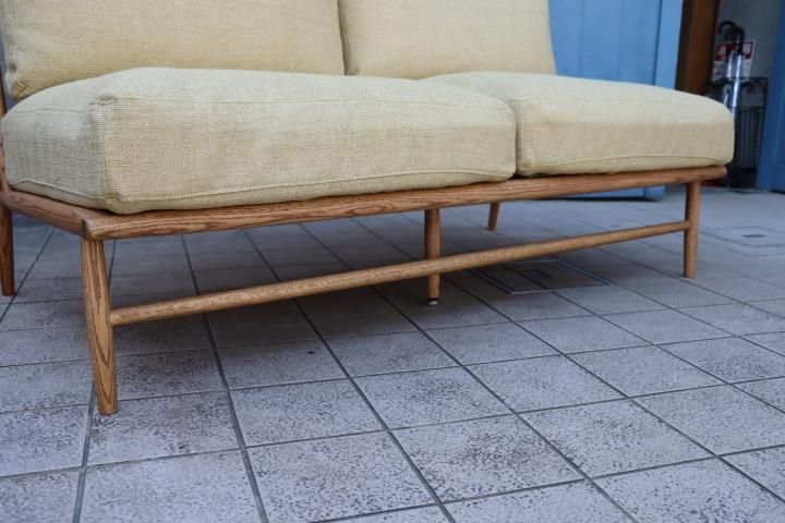 MOMO natural(モモナチュラル)のCLOUD(クラウド) 2人掛けソファーです