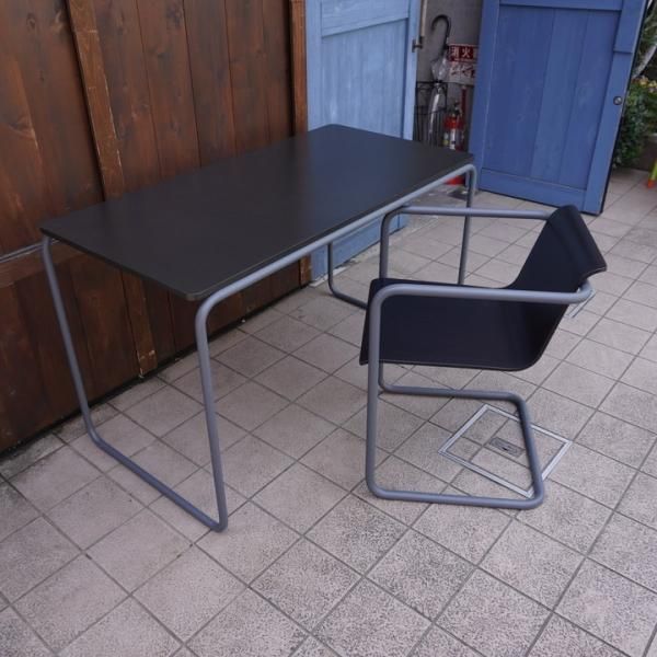 MUJI(無印良品)で取り扱われているドイツTHONET(トーネット)社の