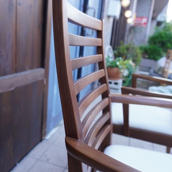 IDC 大塚家具取り扱いの秋田木工【N005】ウォールナット材 ダイニング