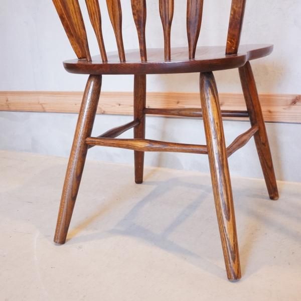 Shin Lee(シンリー)のレッドオーク材 ダイニングチェア2脚セットです