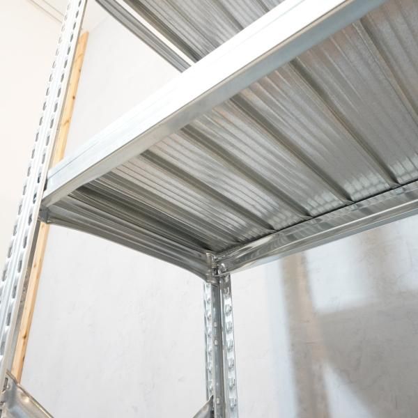 イタリア発祥の業務用シェルフ収納ブランド METALSISTEM(メタル