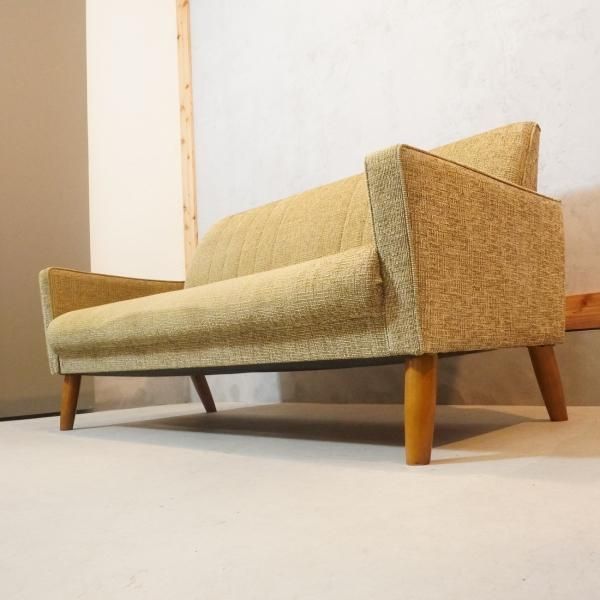 unico(ウニコ)がkarimoku(カリモク家具)とコラボしたヴィンテージ