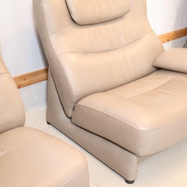 値下げ/karimoku(カリモク家具)より本革を使用した ZU42モデル 2人掛け