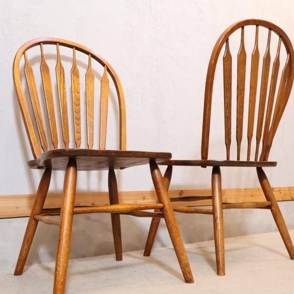 Shin Lee(シンリー)のレッドオーク材 ダイニングチェア 2脚セットです