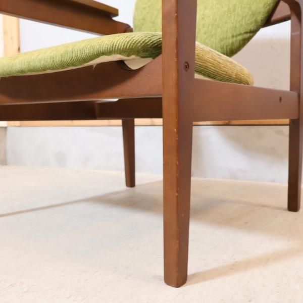 人気のkarimoku(カリモク家具)のオールドカリモク アームチェアです