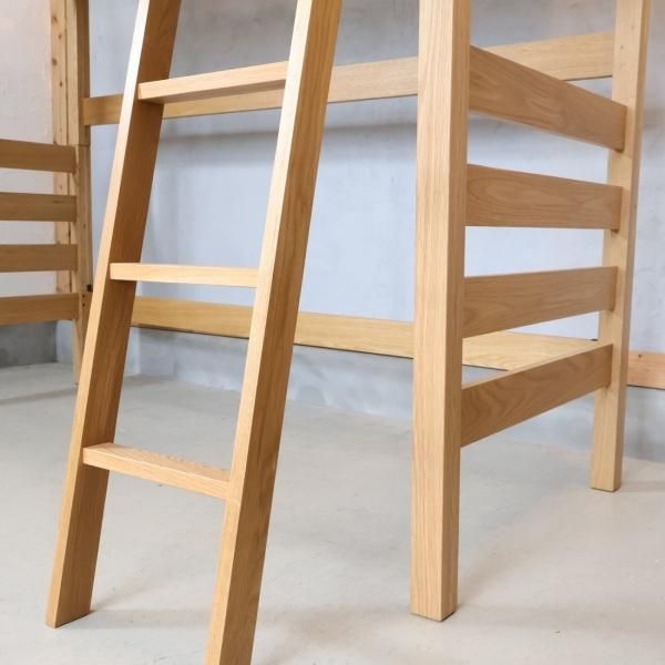 人気の無印良品(MUJI)のオーク材セミシングルハイベッド/マットレス