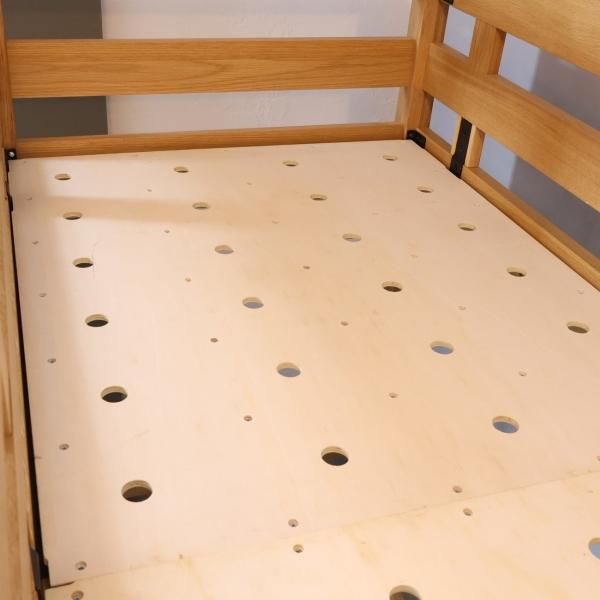 人気の無印良品(MUJI)のオーク材セミシングルハイベッド/マットレス