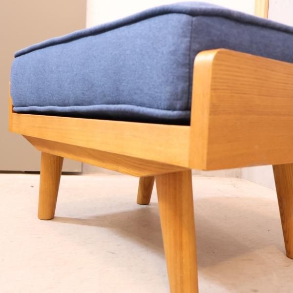 unico(ウニコ) ALBERO(アルベロ)シリーズ オットマンです！コンパクト