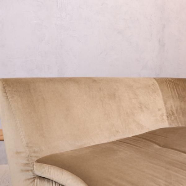 IDC OTSUKA(大塚家具)取り扱いのブランドDomicil(ドミシール)のDM-1018