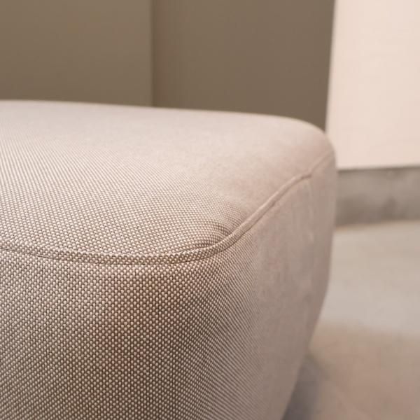 人気の無印良品(MUJI)のソファベンチ・オットマンです。ソファと