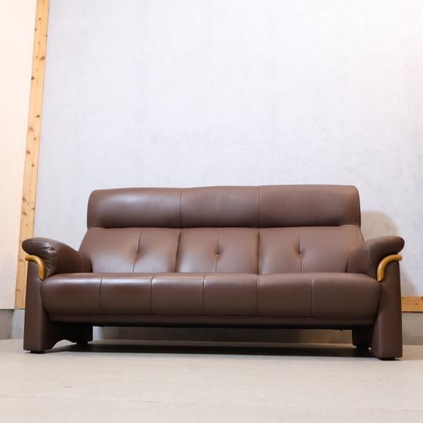老舗家具メーカーHAMAMOTO(浜本工芸)のS-2000 本革3人掛けソファーです