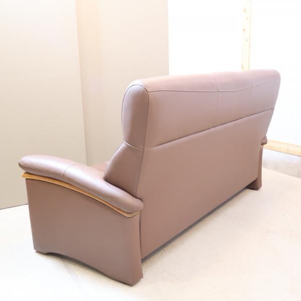 老舗家具メーカーHAMAMOTO(浜本工芸)のS-2000 本革3人掛けソファーです