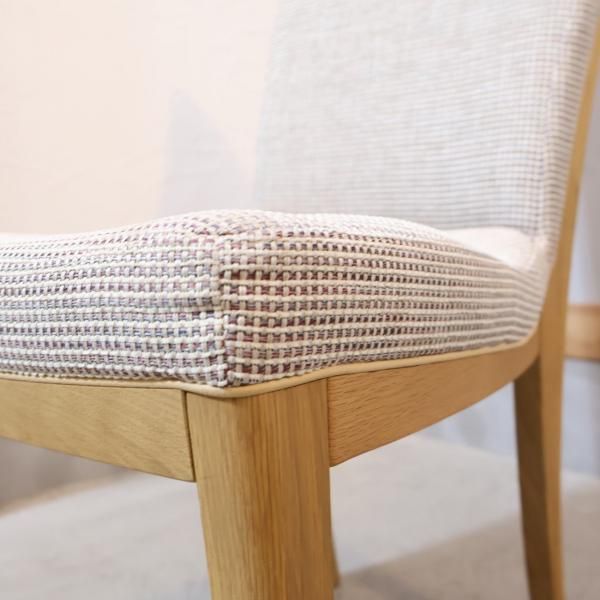 人気のkarimoku(カリモク家具)/Chitano(チターノ)よりダイニングチェア