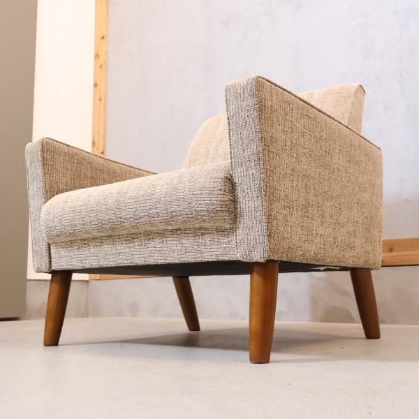 unico(ウニコ)がkarimoku(カリモク家具)とコラボしたヴィンテージ