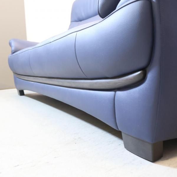 人気のkarimoku(カリモク家具)よりChitano(チターノ)の本革を使用した