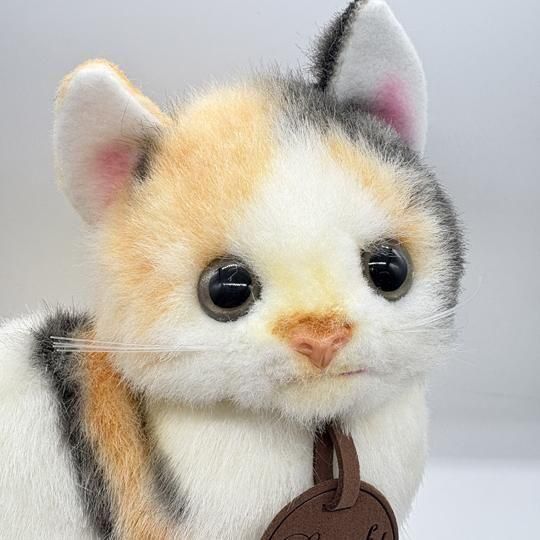 グレイスフル ネコ （日本製）ミケ 座り - ねこの大五郎 オンラインストア