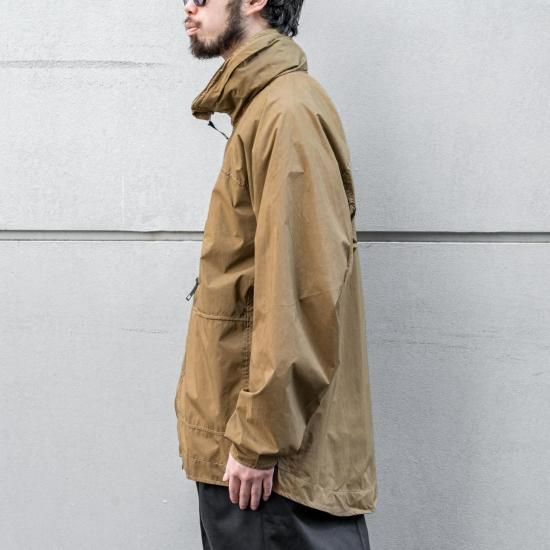 DEAD STOCK” BEYOND CLOTHING PCU Level 4 Wind Jacket - TEENAGER