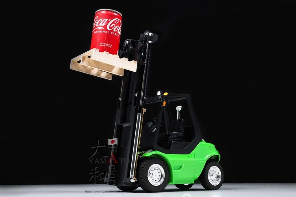 タミヤ1/14 フルメタル油圧フォークリフトキット