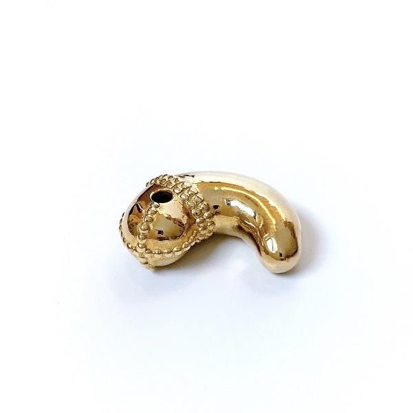 K18 古墳勾玉(中空) 駕之古址古墳出土型 】 黄金 ゴールド 魔除け 幸運