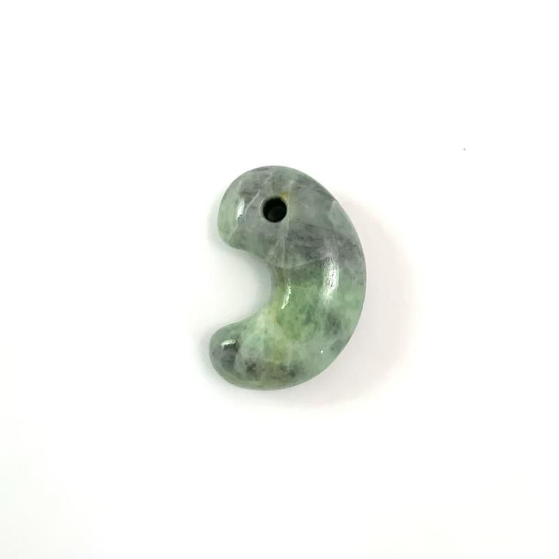 糸魚川翡翠(金山谷産) 勾玉 巴型 】 国産 天然石 糸魚川産翡翠 ひすい