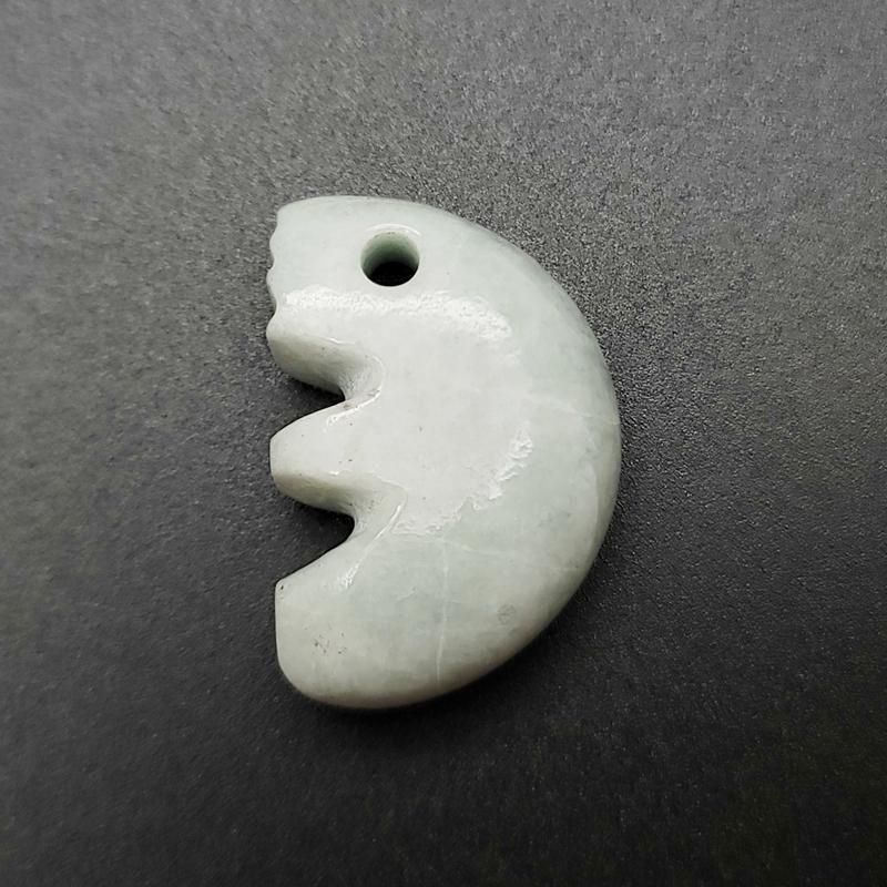 糸魚川翡翠 勾玉 大 獣型 】 | めのうの店川島【公式通販】創業明治10年