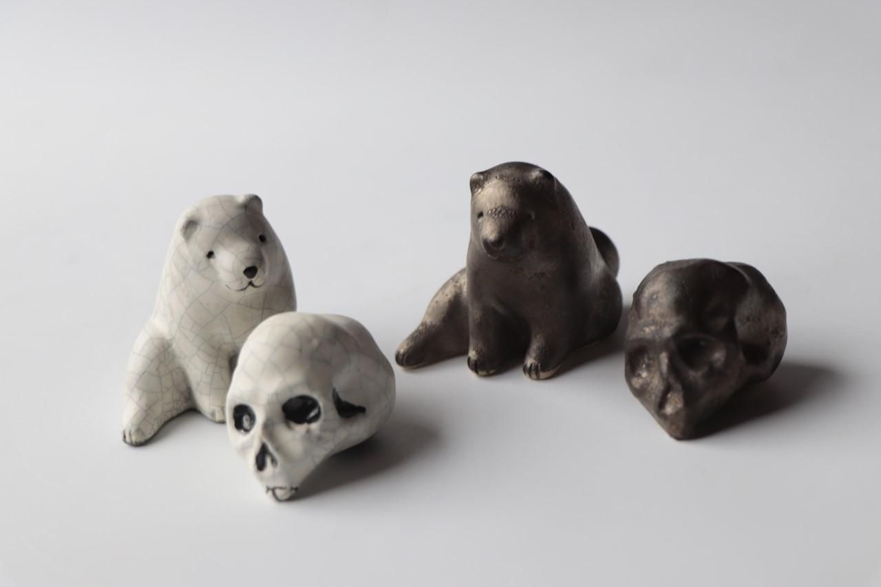 芦雪仔犬と髑髏 | 陶器オブジェ - 育陶園 やちむんの窯元｜沖縄の陶器