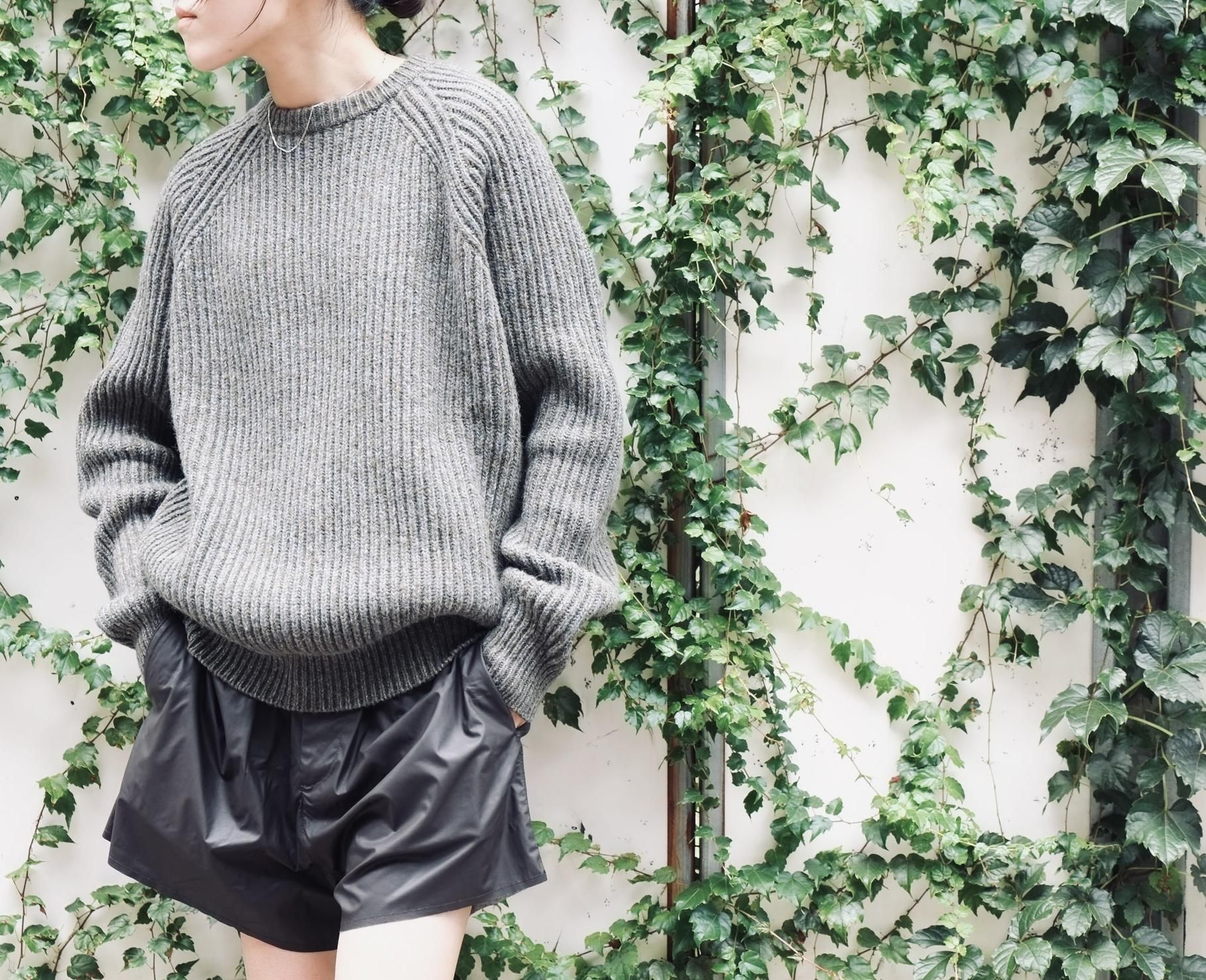 Cristaseya：CAMEL RIBBED RAGLAN SWEATER - ORANN ONLINE SHOP