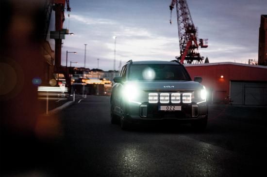 OZZ 角形フォグランプ SQR 9｜【トラック・カスタムパーツ販売