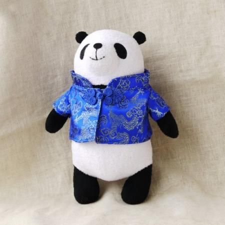 青チャイナパンダ | シルクのチャイナ服を着たかわいいパンダ