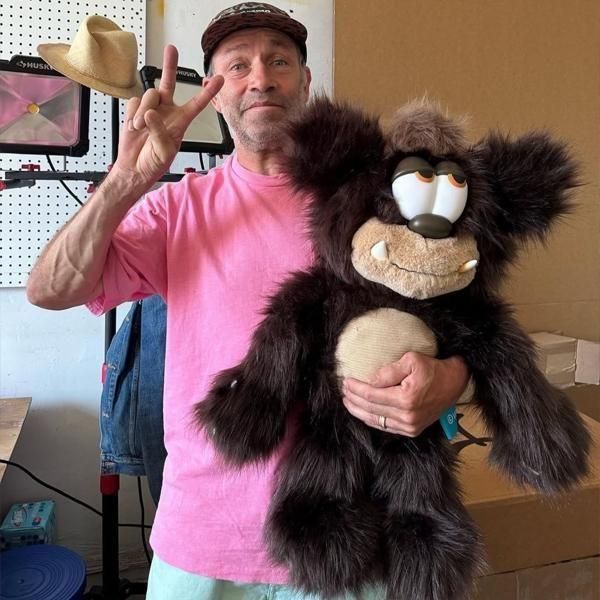 VERDY × DOVER STREET MARKET / VISTY PLUSH DOLL - GANGSTA MARKET