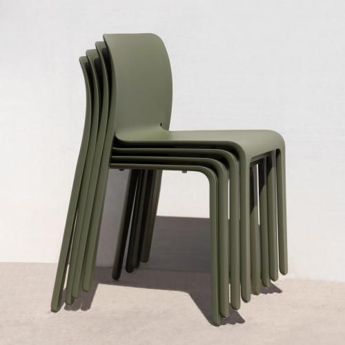 Chair First チェア ファースト - MAGIS SHOP