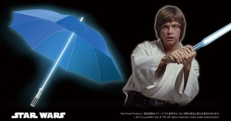 あのライトセーバーが傘になった！ しかも単4電池で光る!! - 価格.com