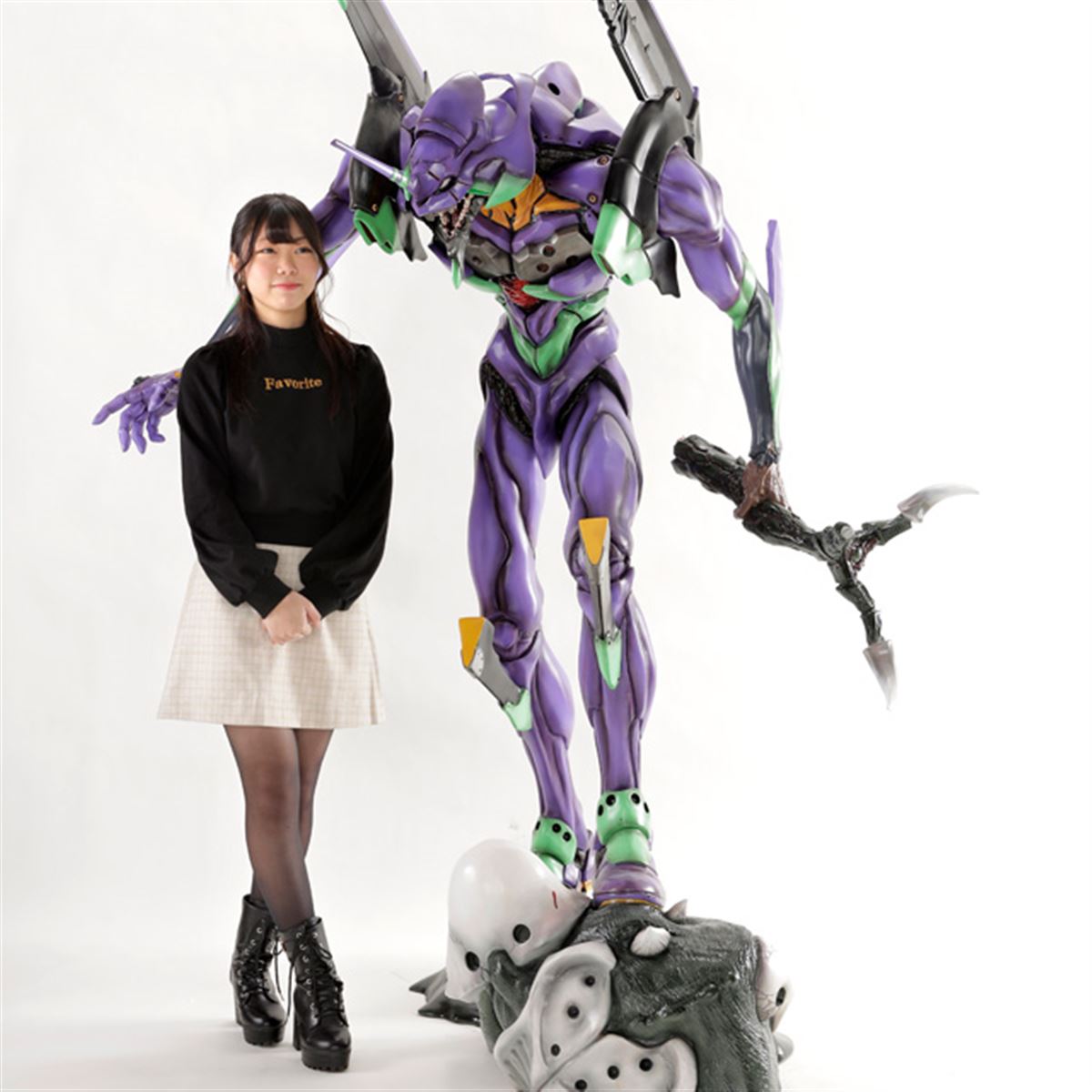 大迫力の全長2m、海洋堂「エヴァンゲリオン初号機」がエディオンで予約