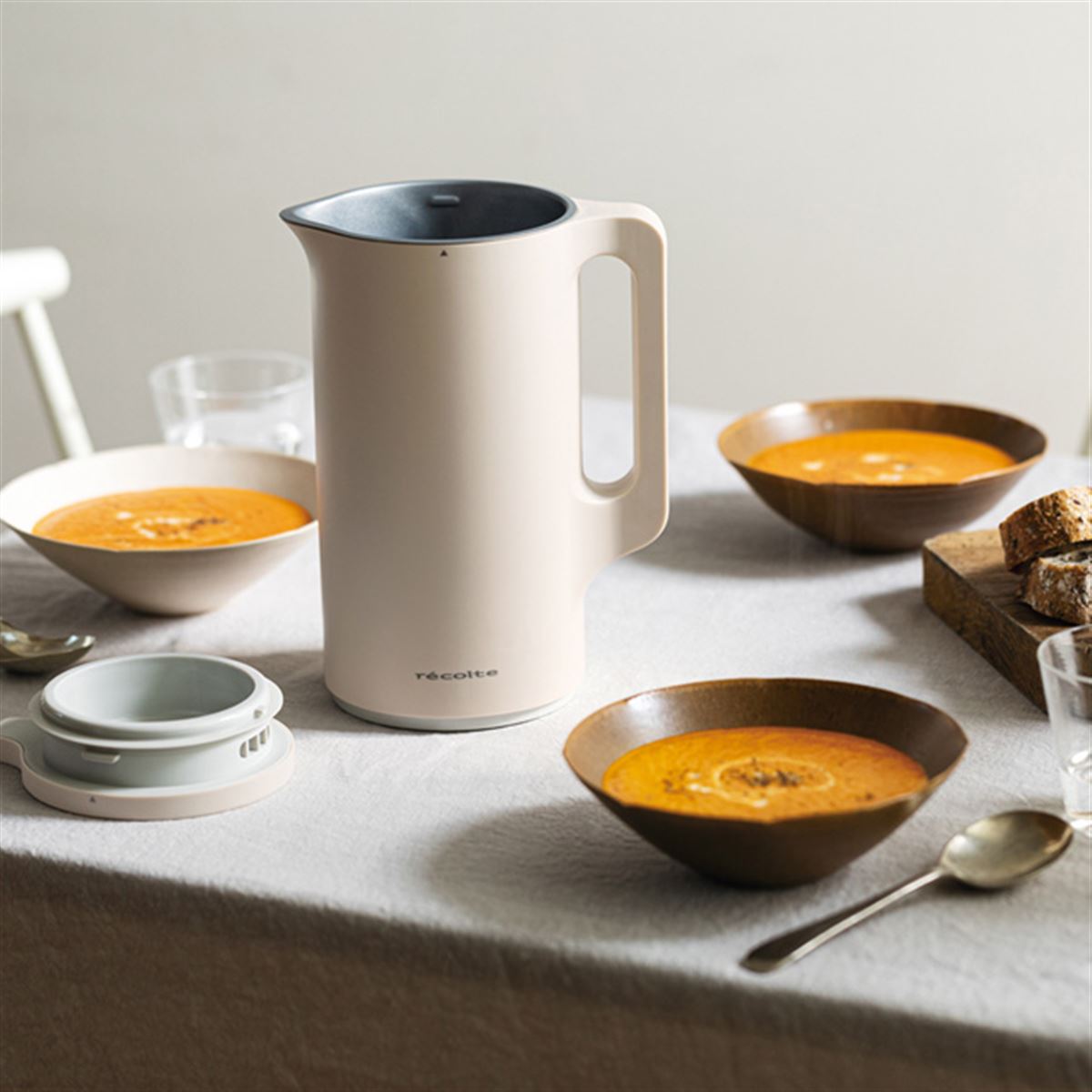 レコルト、ポタージュやおかゆをおまかせ調理できる自動調理ポット