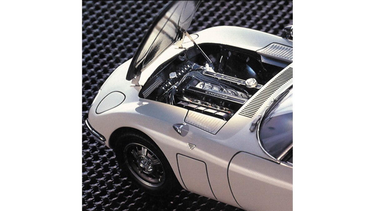 ハセガワ、“エンジンを精密に再現”した「トヨタ 2000GT」1/24模型