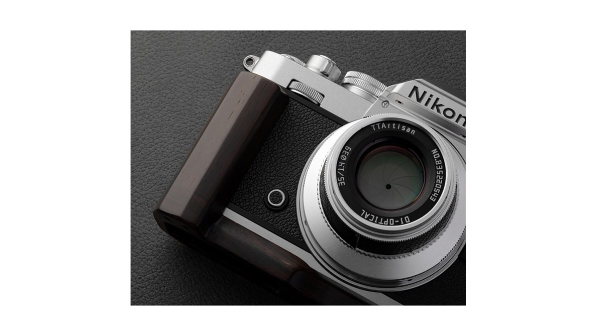 焦点工房、ニコン「Z fc」用の天然木カメラグリップ「SHOTEN Zfc-GP