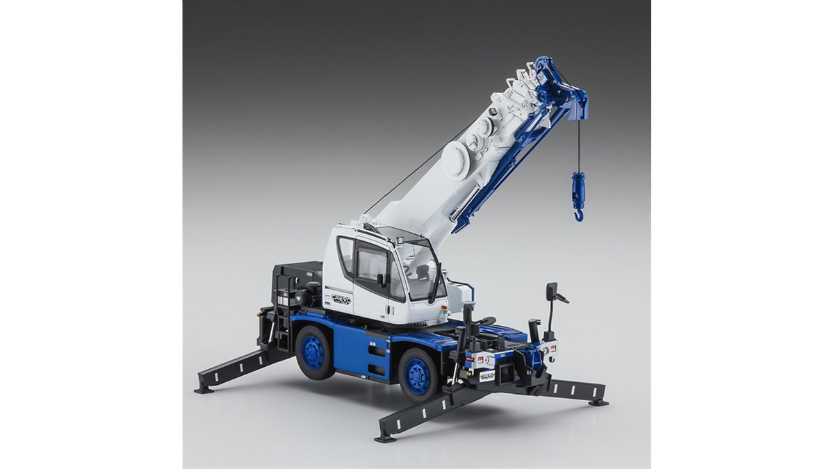 高さ最大75cm、タダノのラフテレーンクレーンを1/35スケール模型で立体