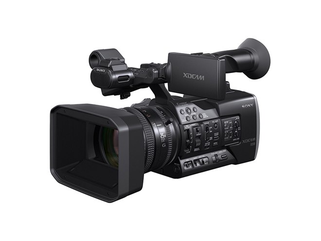 ソニー、広角26mm/光学25倍のGレンズを搭載した業務用ビデオカメラ
