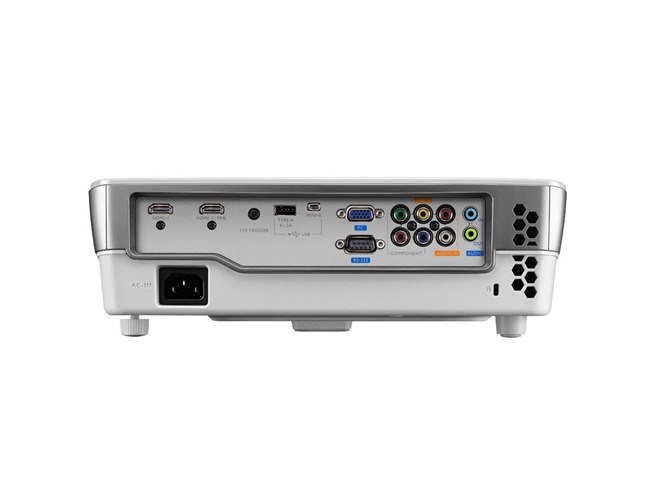 BenQ、1.5mで100型投写が可能な超短焦点プロジェクターなど2機種