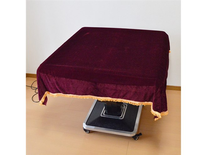 自宅で楽しめる、静音タイプの「折り畳み式全自動麻雀卓28mm牌」69,800