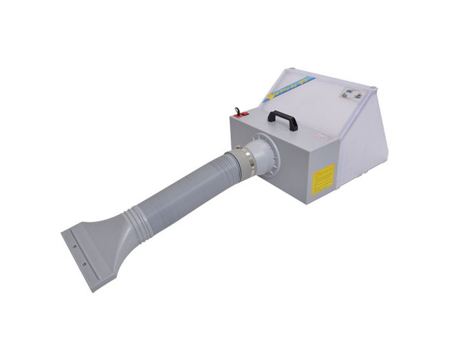 サンコー、プラモ塗料のにおいを排気できるLEDライト付き作業ブース