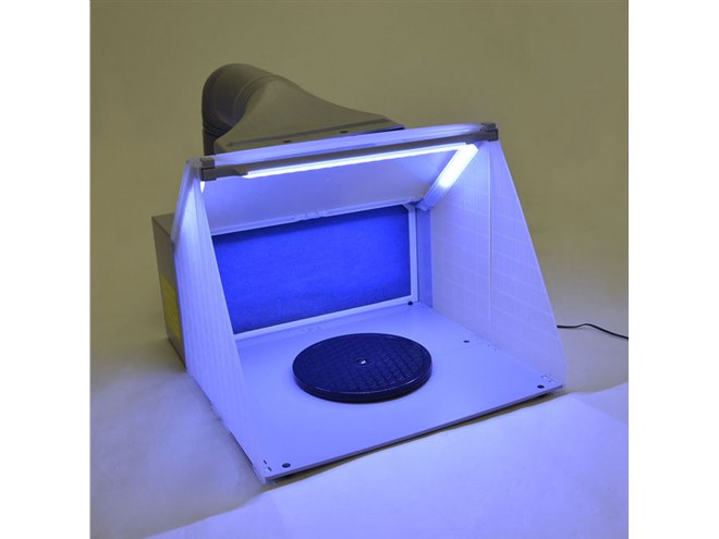 サンコー、プラモ塗料のにおいを排気できるLEDライト付き作業ブース